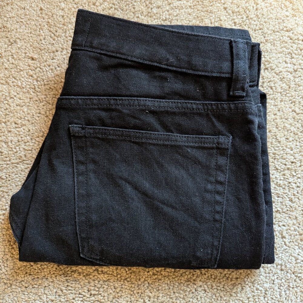 Everlane	Black Skinny Jeans